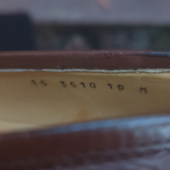 Johnston and Murphy Tassel loafers. Size 10M - Picture 7 of 8